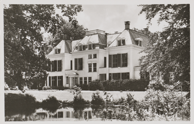 130541 Gezicht op het gebouw van de Stichting Kerk en Wereld / Academie De Horst (Hoofdstraat 211) te Driebergen-Rijsenburg.